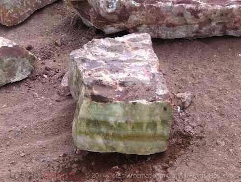 TGTX 514 - Cloudy Green Onyx & Teraonyx